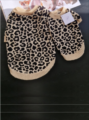 Camisola de Malha para Cães – "Estilo Selvagem & Chic"