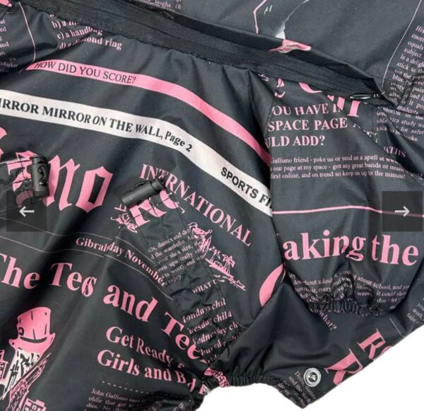 Fato impermeável para cão – Preto com estampado rosa